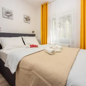 Ana Apartman Dramalj